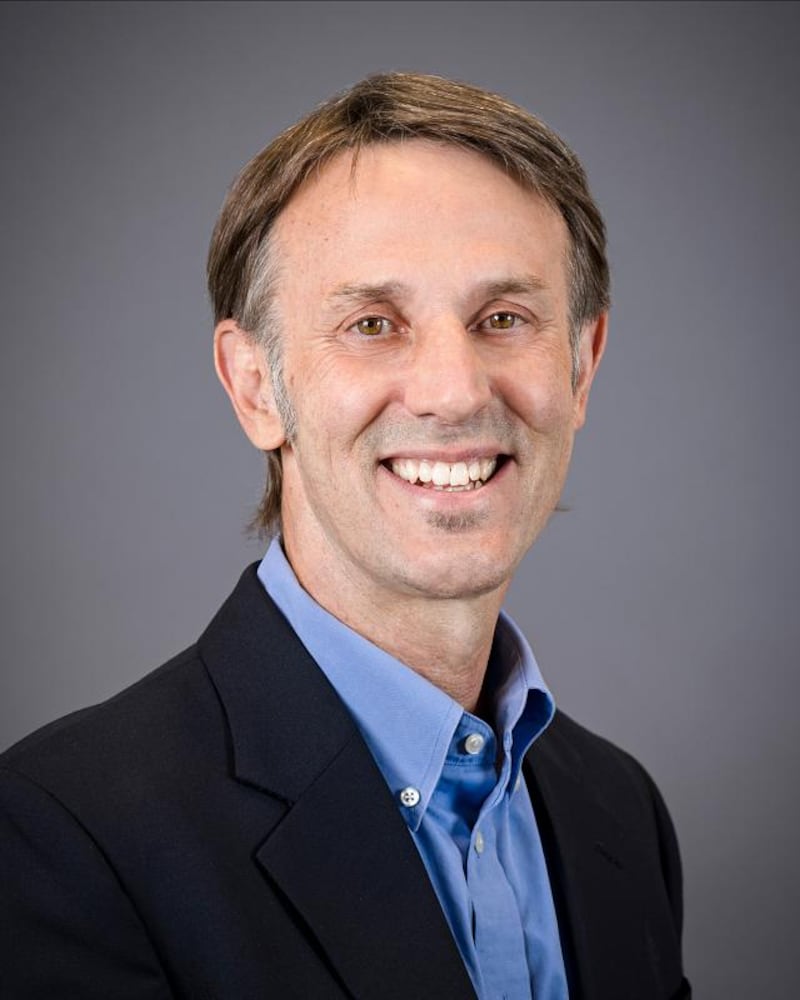 David W. Wetter, PhD, senior director for cancer health equity science at Huntsman Cancer Institute, director of the Center for Health Outcomes and Population Equity (HOPE), and a Jon M. and Karen Huntsman Presidential Professor in the department of population health sciences at the University of Utah (the U), has been awarded the prestigious Society of Behavioral Medicine Senior Investigator Award for Outstanding Contributions to Cancer Prevention and Control.