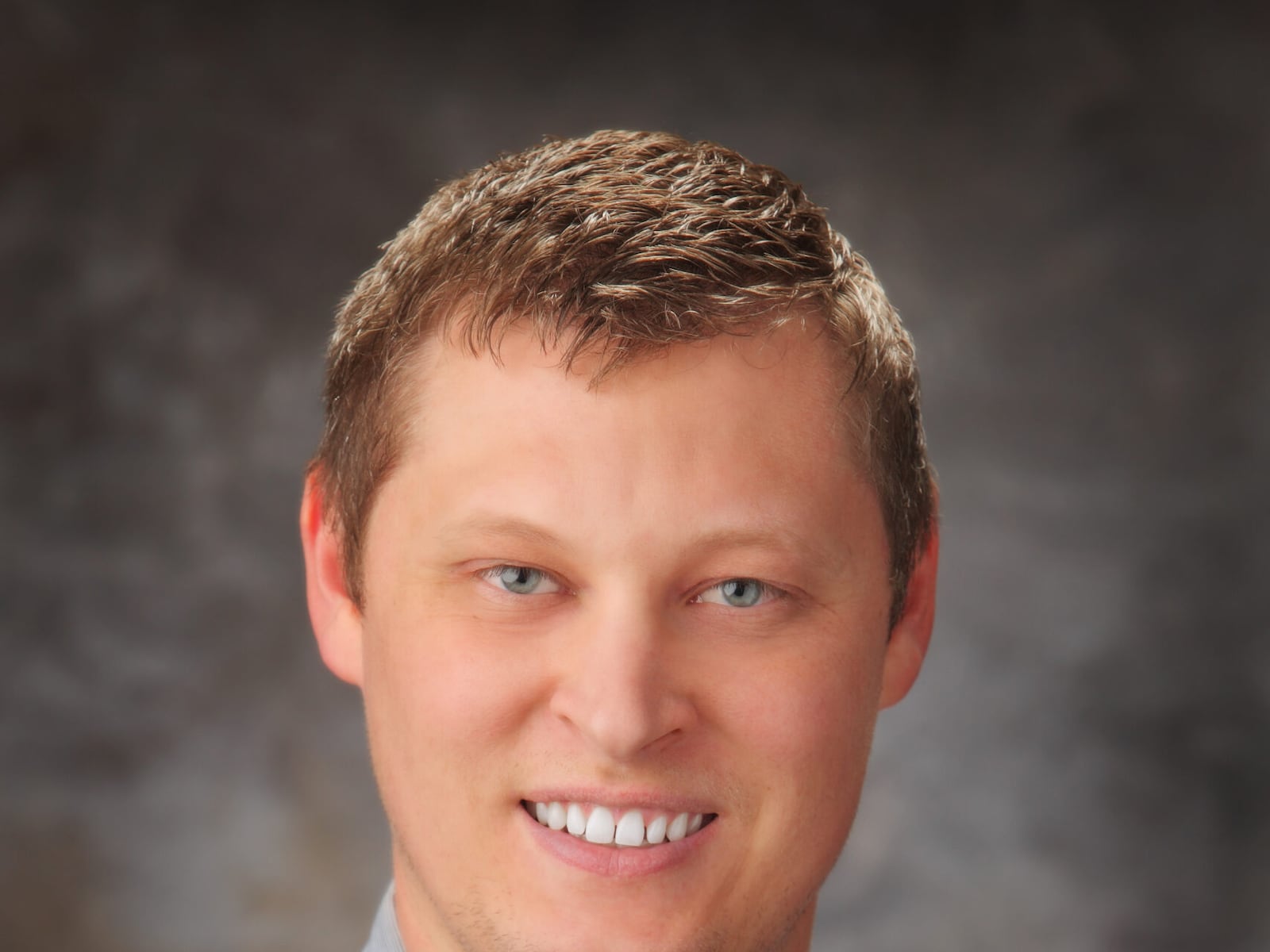 Bank of Utah is pleased to announce the promotions of Dillon Schmutz as a Senior Vice President, Trust Manager and Lacey Sansavera as Senior Vice President, Chief Experience Officer. Both work at our City Creek Bank Center, 50 South 200 East, Salt Lake City, Utah.