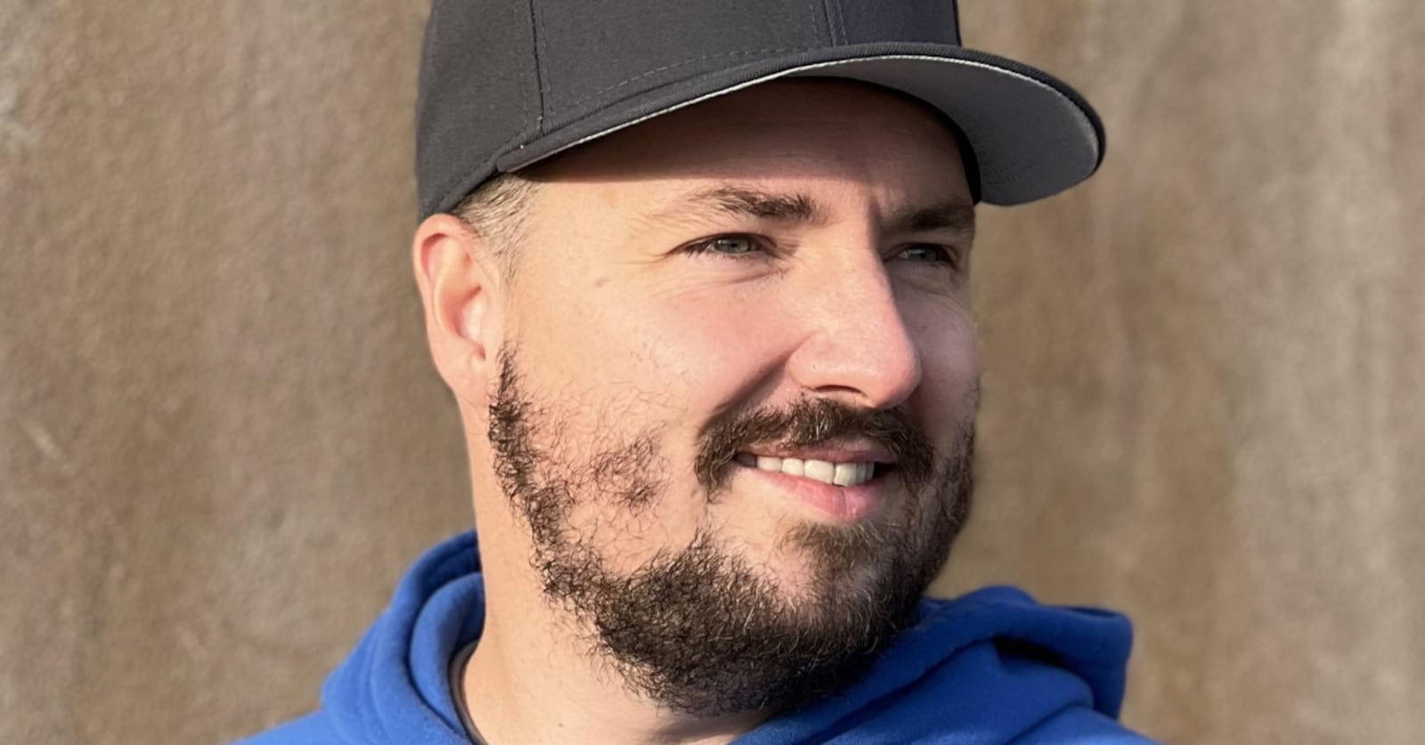 For this month's venture capital spotlight, Rob Hennefer of Frame VC writes about investing in Holdings.