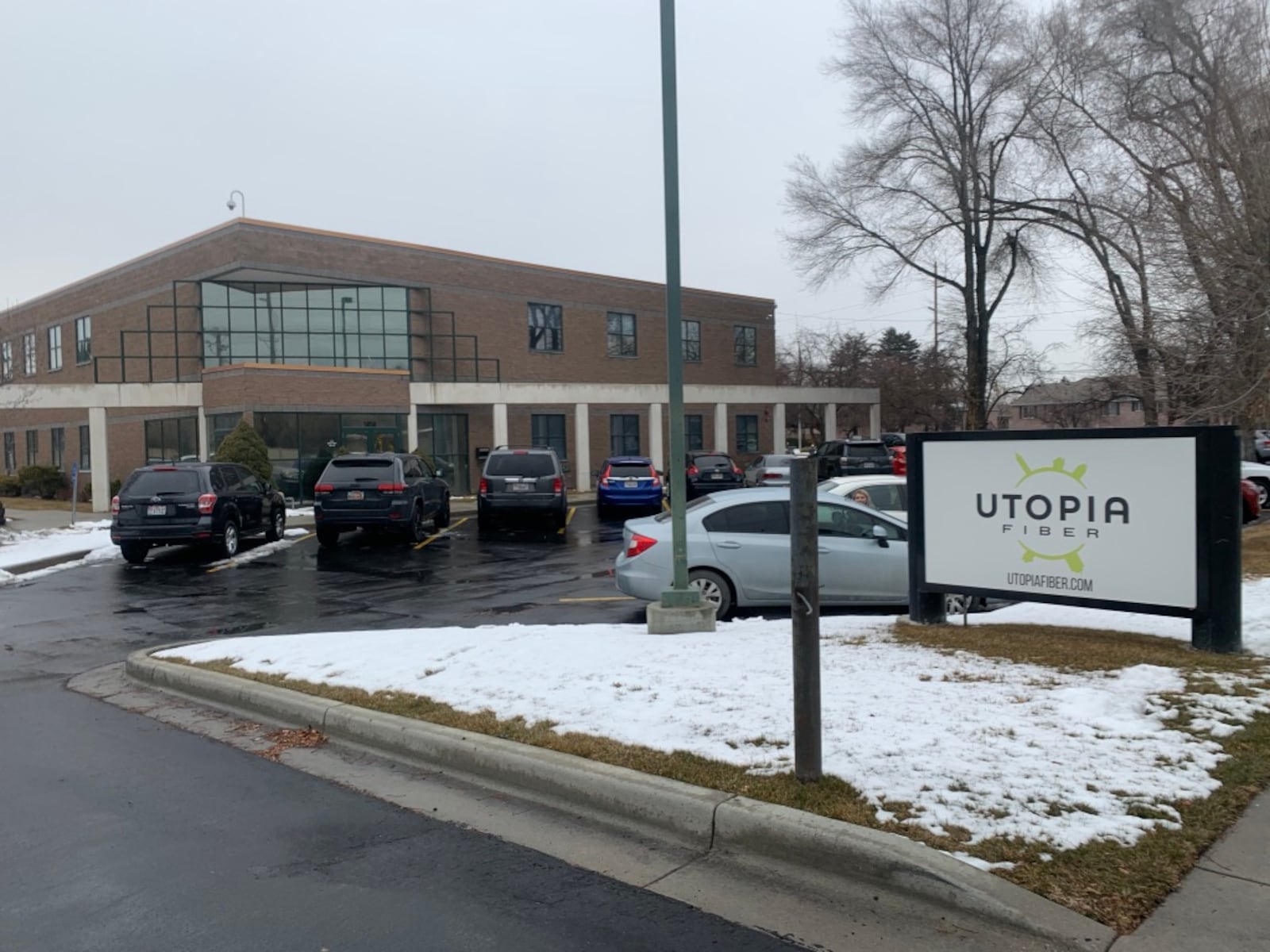 A deep dive into the fight for fiber connectivity and the campaign against public-owned broadband.